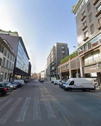 Immobile di 330 m² con 5 locali a Milano