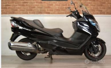 Suzuki burgman 400 del 2010