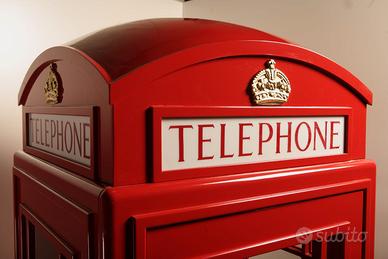 cabina telephon stile inglese