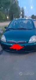 Auto Toyota Yaris