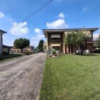 BIFAMILIARE A ROVERCHIARA