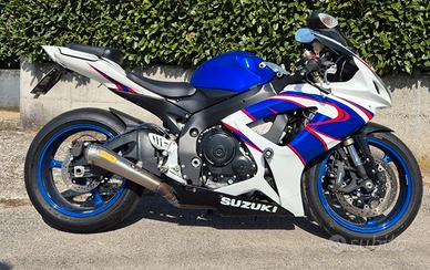 Suzuki GSX-R 600 K7 - Solo 29.300 km