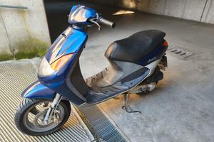 scooter Peugeot 