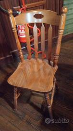 Tavolo e sedie in legno massello