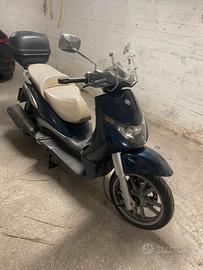 Beverly 400 ie