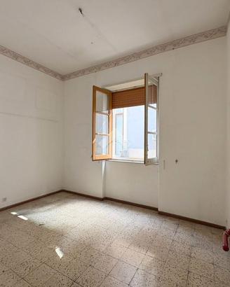 4 LOCALI A CATANIA