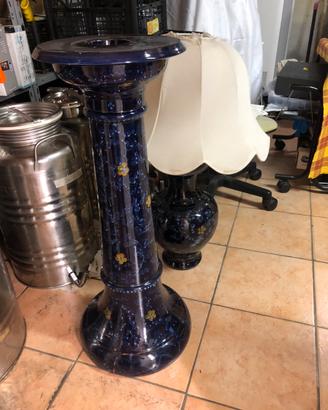 Capitello con lampada