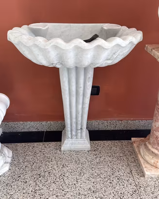 Fontana in marmo