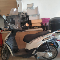 Piaggio liberty 50 con accessori