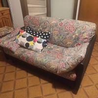 Divano letto 2 posti + divano normale 2 posti