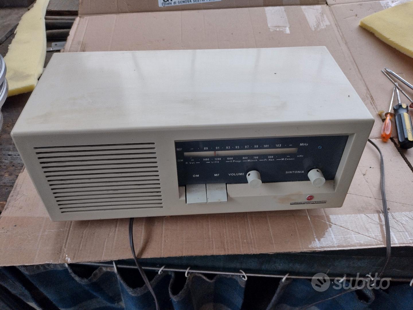 Radio d'epoca anni '60 CGE - Collezionismo In vendita a Alessandria