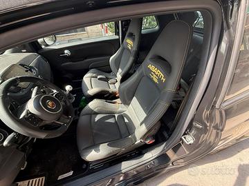 Abarth 695 - 2024