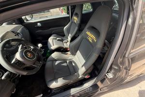 Abarth 695 - 2024