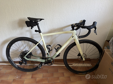 Gravel Megamo west 2025 tg M