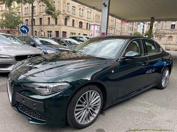 Alfa Romeo Giulia 2.0 Turbo 200 CV AT8 Ti