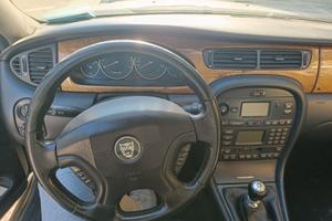 Jaguar X-Tipe d'epoca