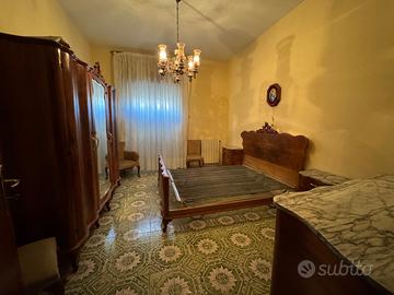 Camera da letto completa