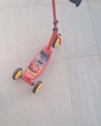 Monopattino Cars Saetta McQueen