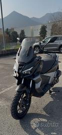 Voge SR 1 ADV 125