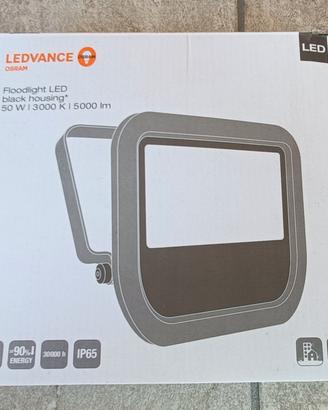Faro a led Ledvance 