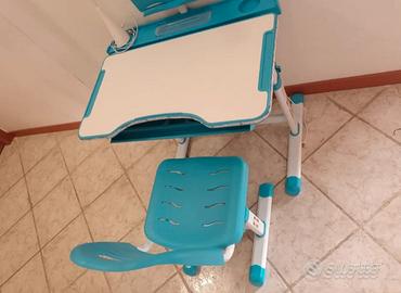 scrivania bambino regolabile con luce led
