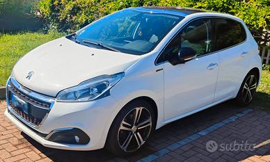 Peugeot 208  1.6 Bluehdi 100 cv NON MARCIANTE