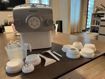 Pasta maker con 8 trafile