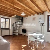 LUMINOSO TRILOCALE SU DUE LIVELLI