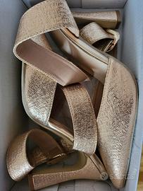 Scarpe Donna con tacco 