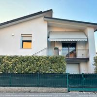 Villa libera su 4 lati