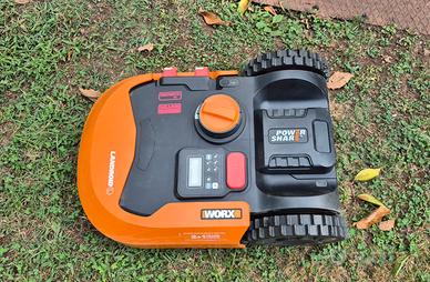 Robot tagliaerba Worx Landroid 