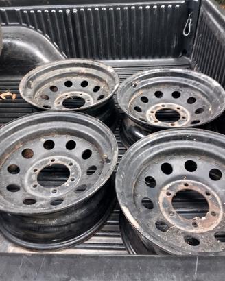 cerchi fuoristrada 16x7 scampanati et meno 25
