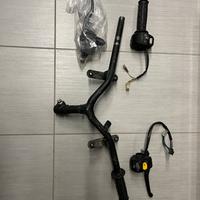 Ricambi F12 Phantom manubrio leve