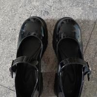 scarpe  vernice nera 38