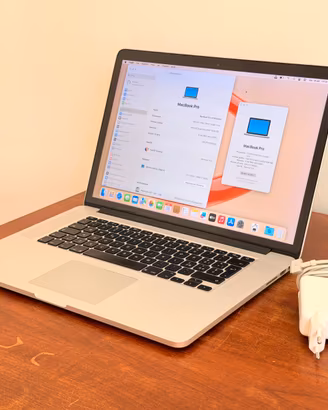 MacBook Pro 15” i7 TOP CONS. DOM. MANO + ADOBE