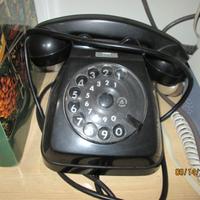 vecchio telefono