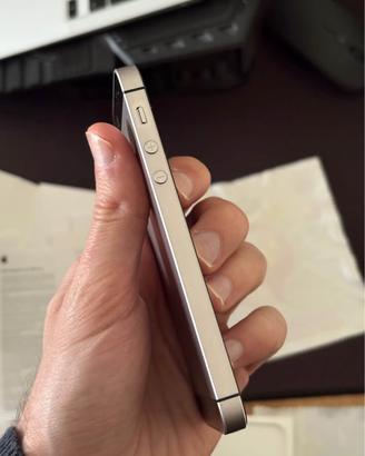 IPhone SE 32 gb nero ( apple originale )