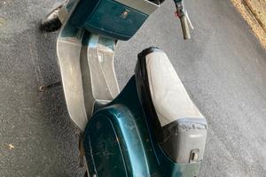 Vespa 50