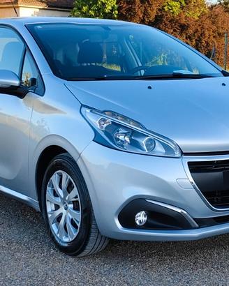 Peugeot 208 PureTech 82 5p. GPL Access