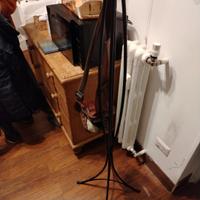 attacca panni in ferro