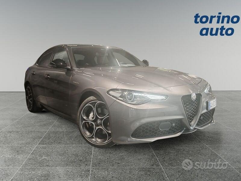 Alfa Romeo Giulia (2016)