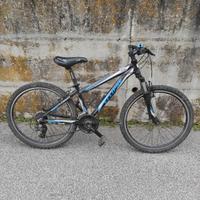 bicicletta Mountain bike 