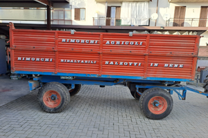 Rimorchio ribaltabile agricolo