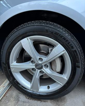 Cerchi audi a4 b9 con gomme michelin nuove