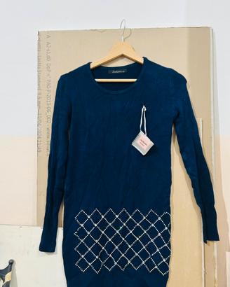 Abito blu con strass