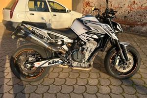 Ktm Duke 790