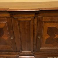 Credenza in Noce Massello
