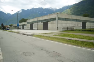 Porzione di capannone