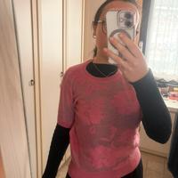 Maglia rosa con fantasia floreale 🌸