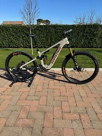 Santa Cruz Vala cc xo axs